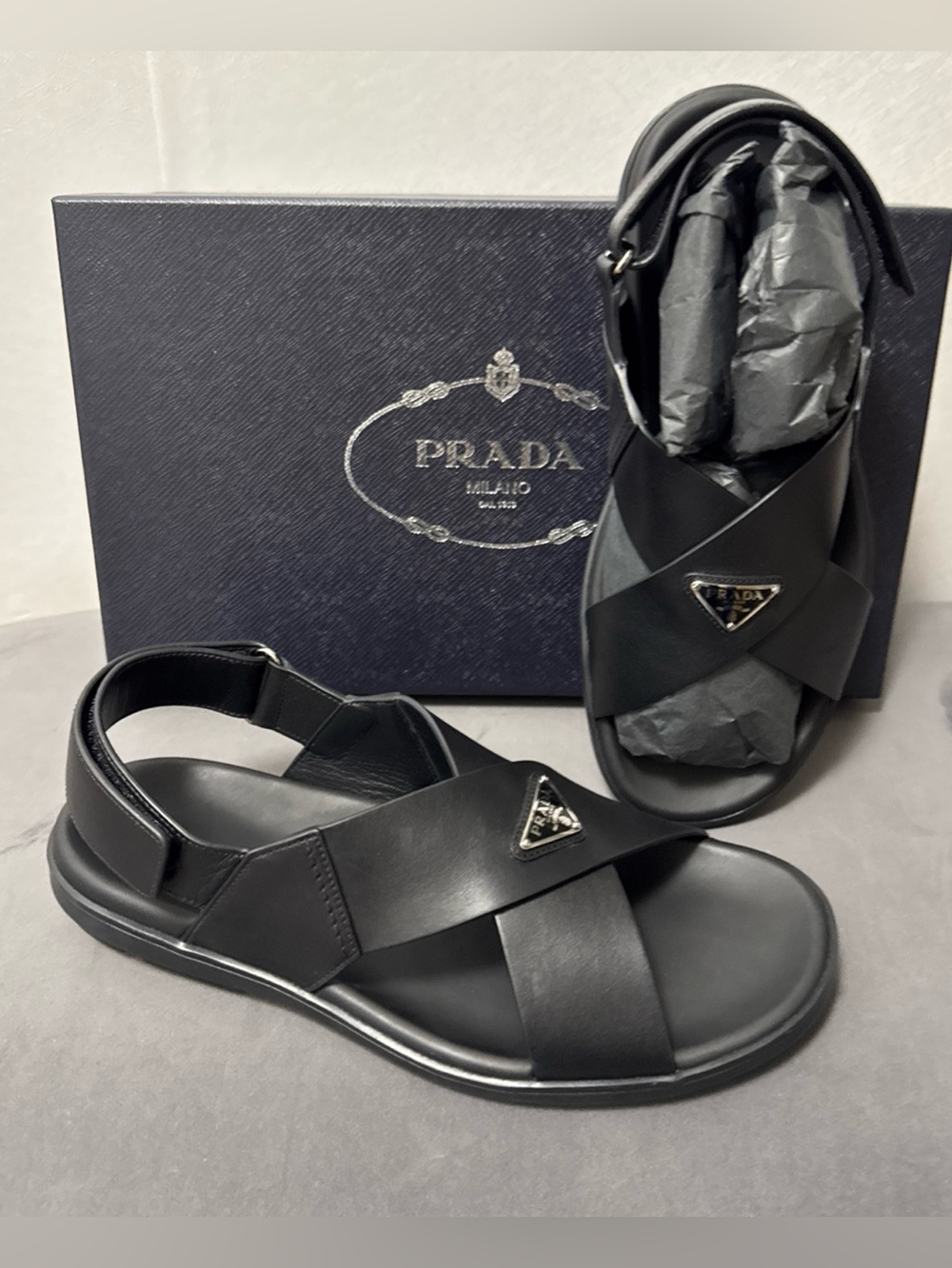 New   Prada Logo Men’s  Leather Crisscross Sport Sandals. Sz 7UK / 8US.  $850